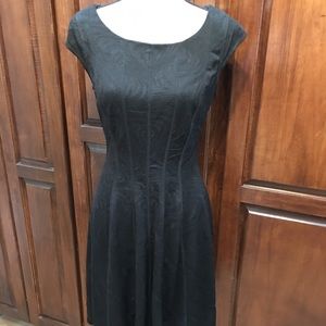 Robbie Bee knee length A-line dress